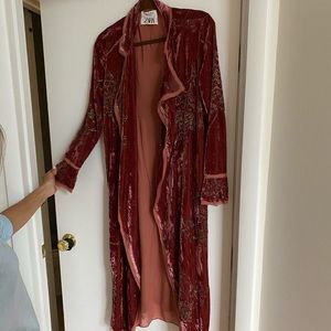 Rose velvet robe/coat